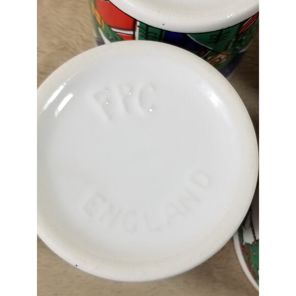 Christmas Coffee Mug Tea Cup Holiday Scene Ceramic FPC Made England Vintage - Picture 12 of 13